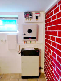 Der hochmoderne Wechselrichter eines Privatkunden in Dietenheim